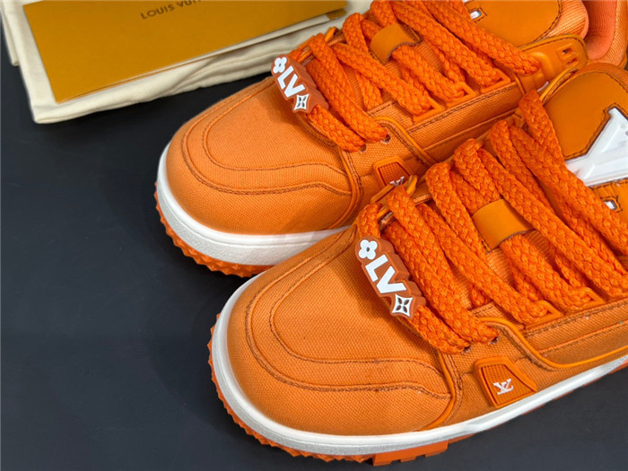TRAINER MAXI TM026