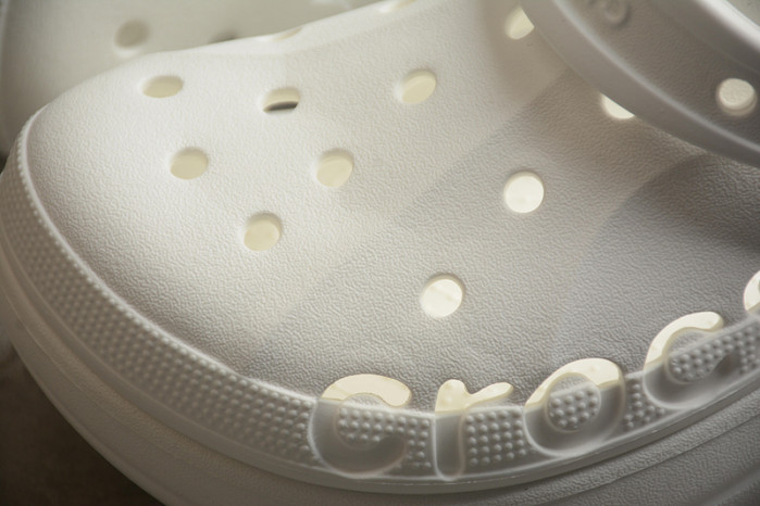CROCS SCANDAL C00038