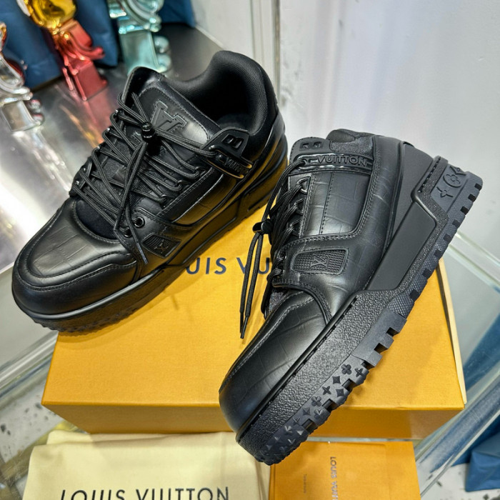 TRAINER MAXI TM050