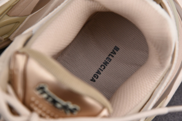 TRACK SNEAKER TS061
