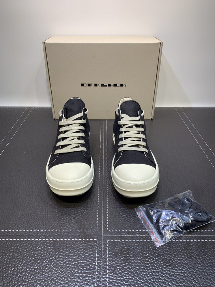 Rick Owen RO000001