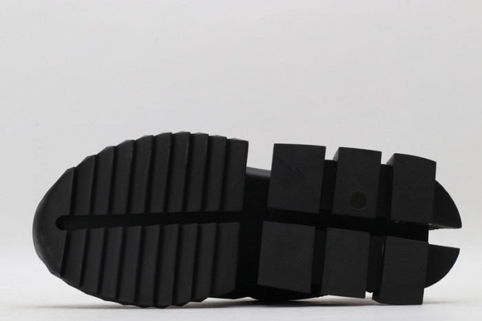 DG SNEAKER DG-10008