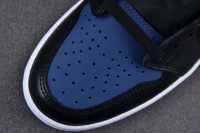 AIR JORDAN 1 LOW OG “MYSTIC NAVY” CZ0790-041