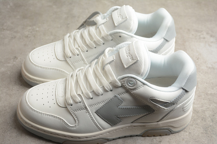 OFW SNEAKER