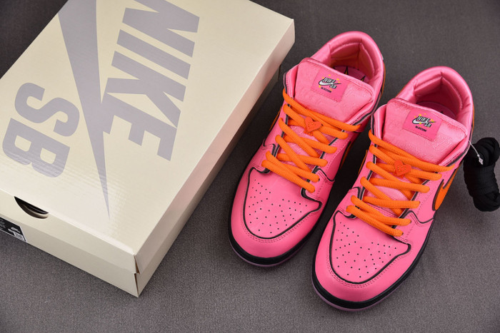 The Powerpuff Girls x Dunk Low Pro SB QS