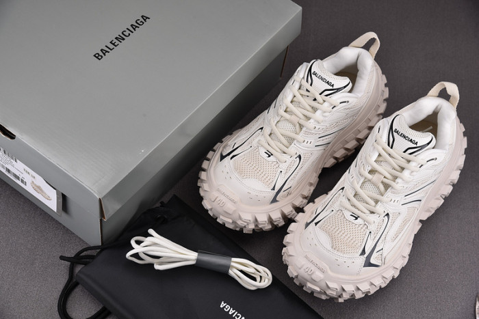DEFENDER SNEAKER DS019