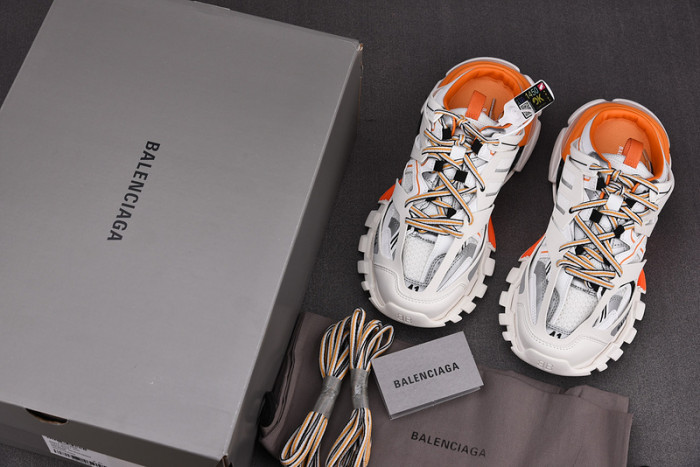 TRACK SNEAKER TS075