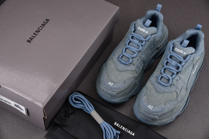 TRIPLES TRAINER SNEAKERS 2000116