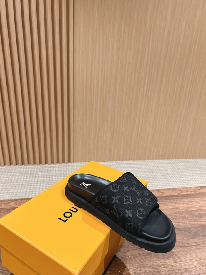 L&V SANDAL115