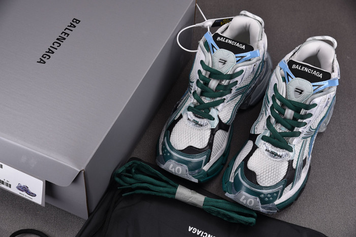 RUNNER SNEAKER RS060