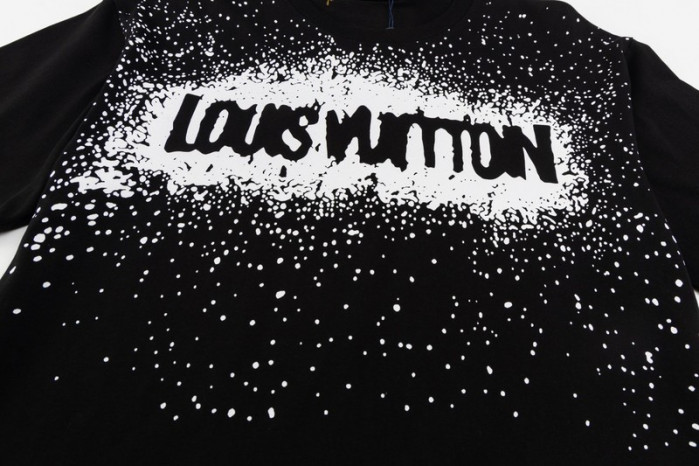 LV CLOTHES V00016