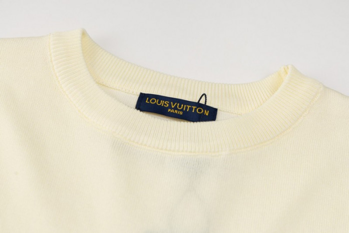 LV CLOTHES V00026