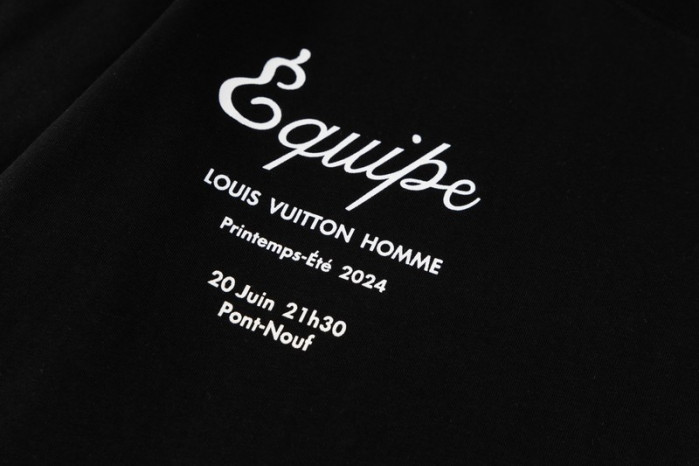 LV CLOTHES V00030