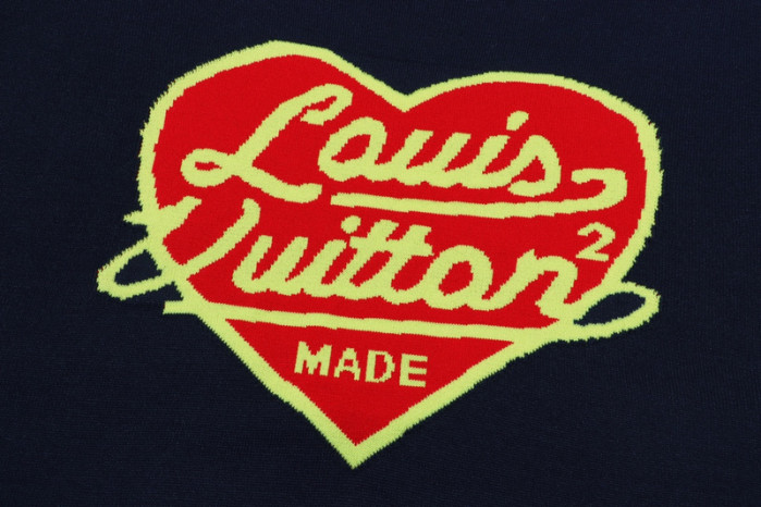 LV CLOTHES V00062