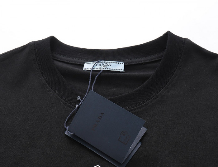 Prad* CLOTHES PRA18