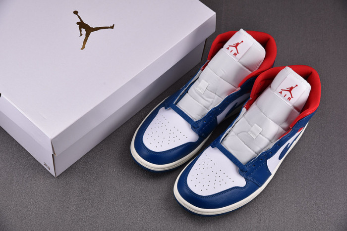 Air Jordan 1 Mid