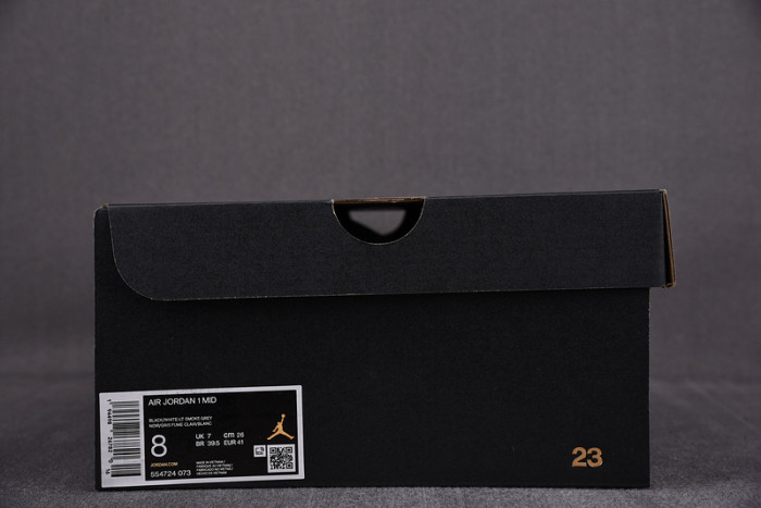 Air Jordan 1 Mid