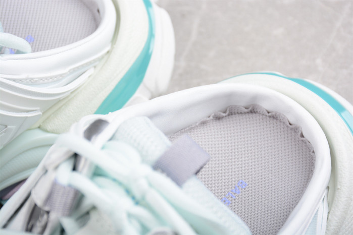 TRACK SNEAKER TS107