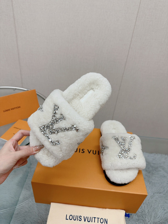 L&V SANDAL148