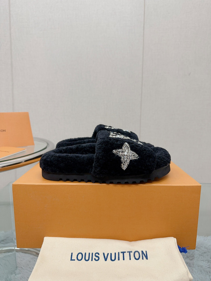 L&V SANDAL149