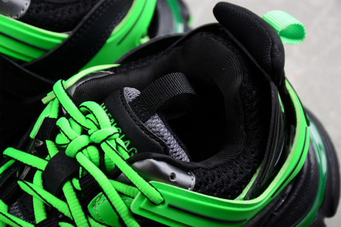 TRACK SNEAKER TS115