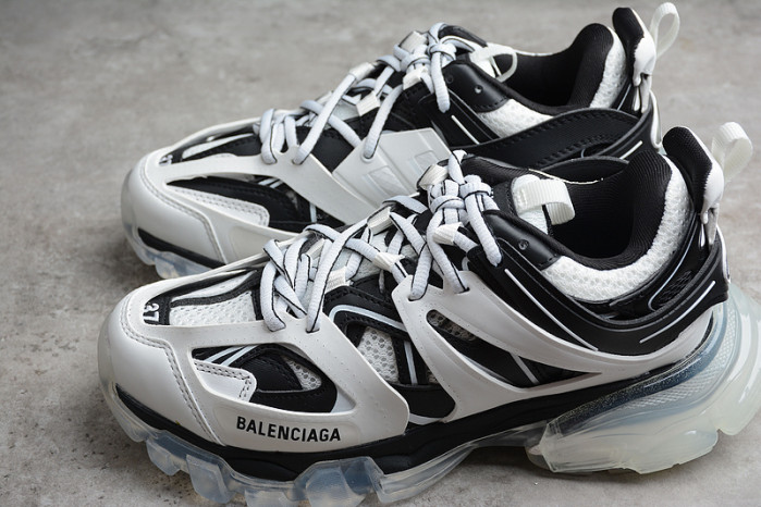 TRACK SNEAKER TS131