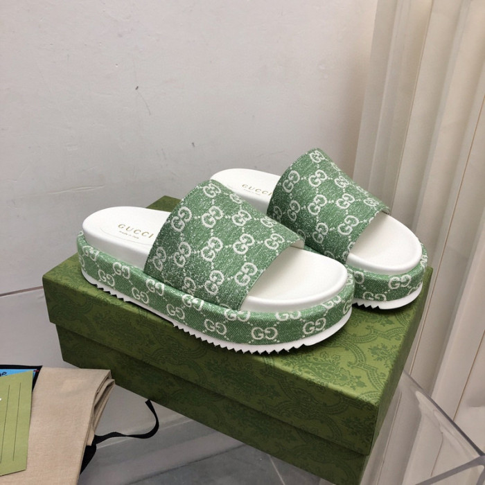 Gucc* Sandal 149