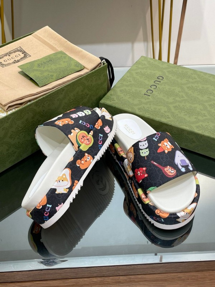 Gucc* Sandal 176