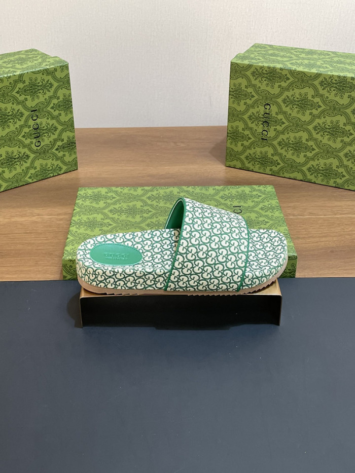 Gucc* Sandal 182