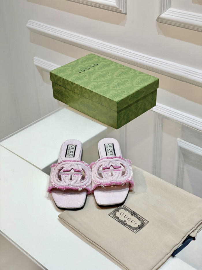 Gucc* Sandal 207