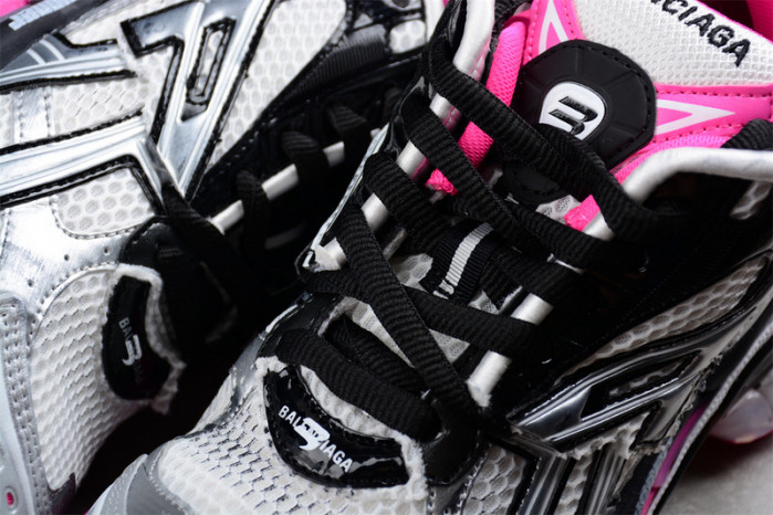 RUNNER SNEAKER
