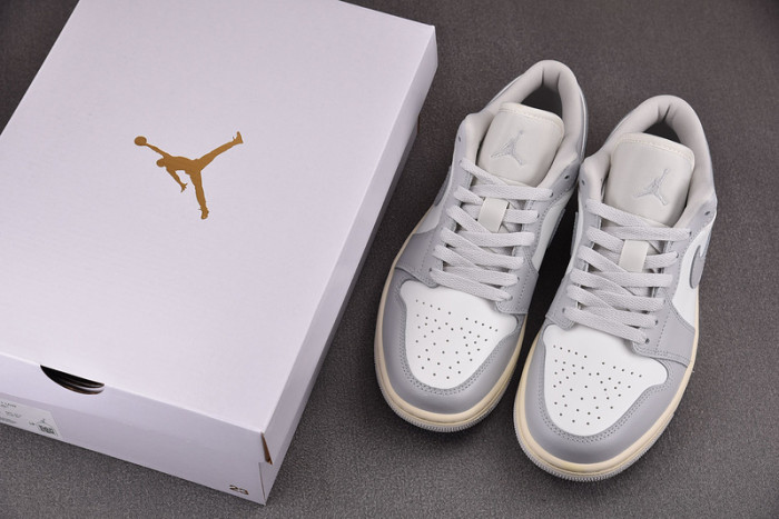AIR JORDAN 1 LOW