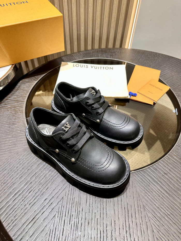 LV BOOTS L000029