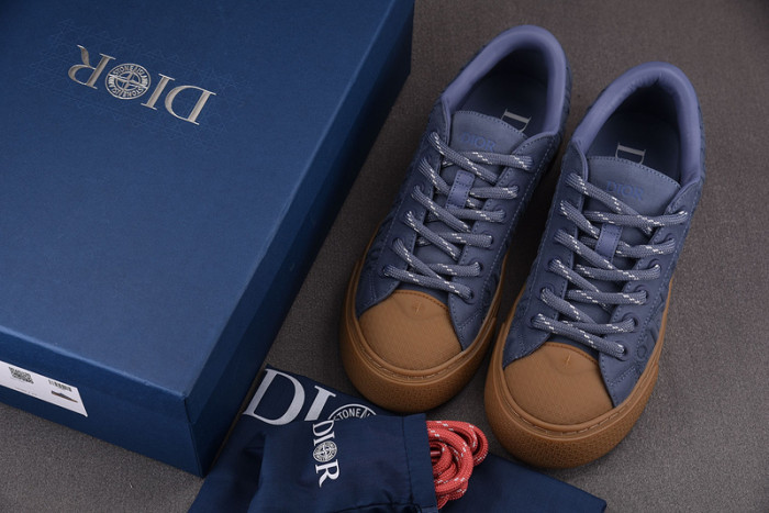 D10r b33 sneakers b330009