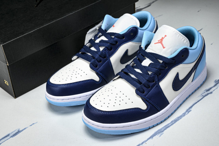 Air Jordan 1 Low 