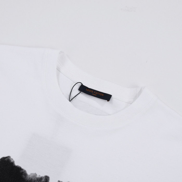 LV CLOTHES V00012