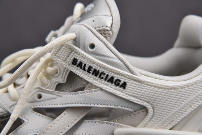 TRACK SNEAKER TS068