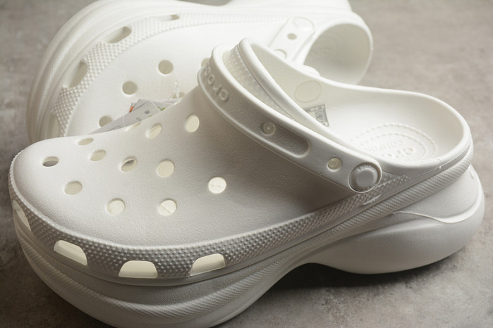 CROCS SCANDAL C00030