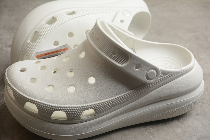 CROCS SCANDAL C00031