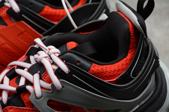 TRACK SNEAKER TS160