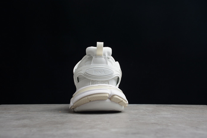 TRACK SNEAKER TS041