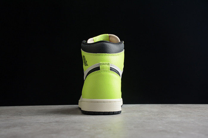 Air Jordan 1 High OG ‘Visionaire’ 555088-702