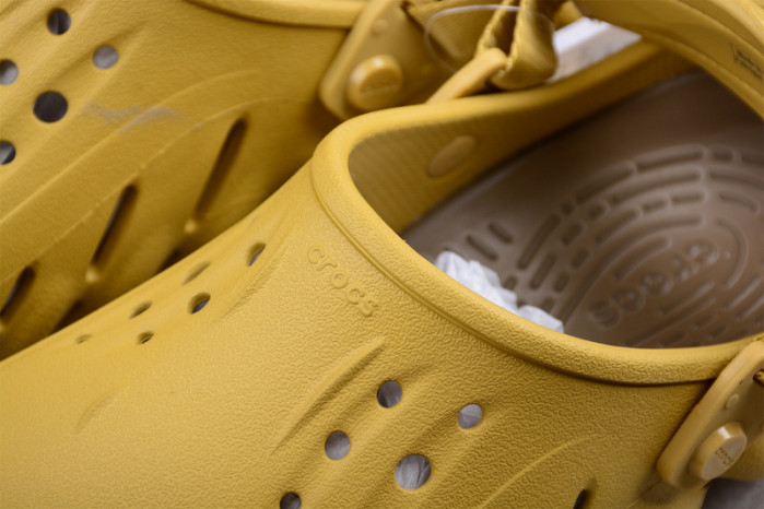 crocs x Salehe Bembury C00003