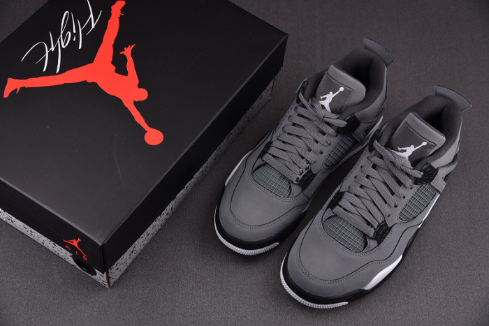 Air Jordan 4
