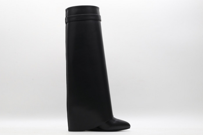 GIVENCHY BOOST GB 000002