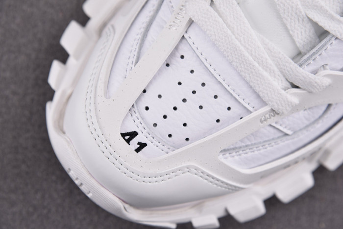 TRACK SNEAKER TS057