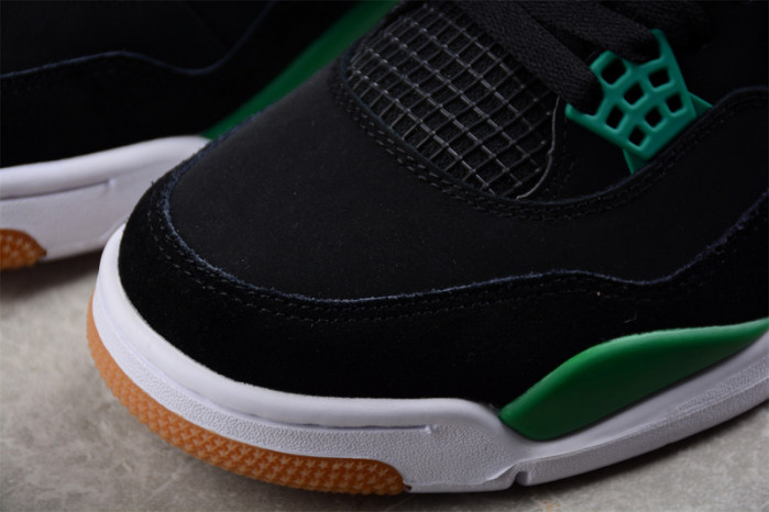 JORDAN 4 RETRO SB