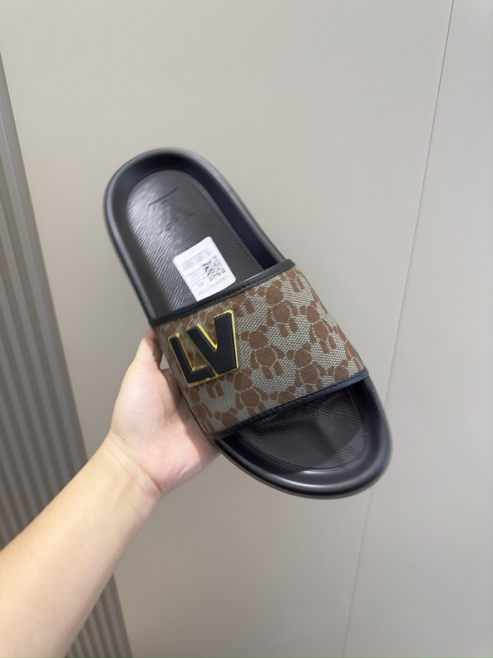 L&V SANDAL68