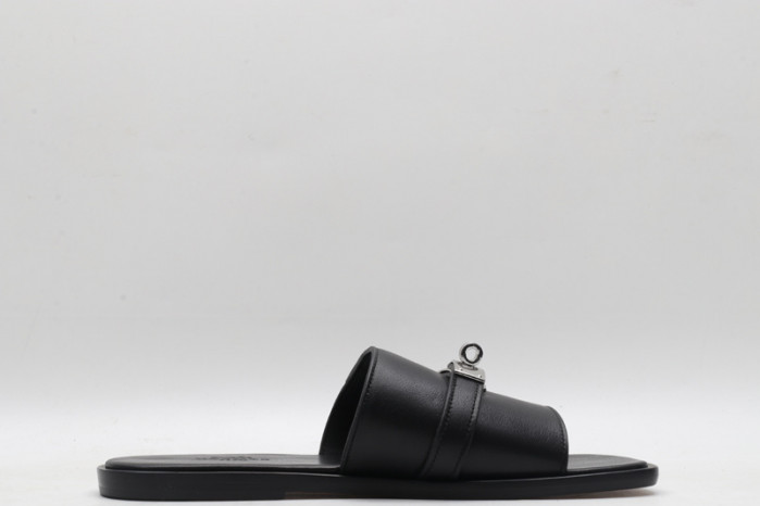 Herme* Sandal57