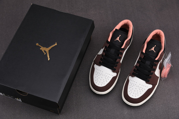 Air Jordan 1 Low